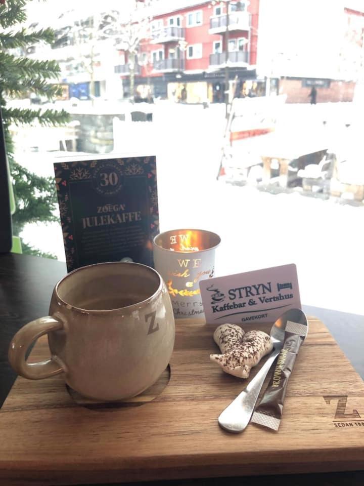 Stryn Kaffebar&Vertshus Exterior foto